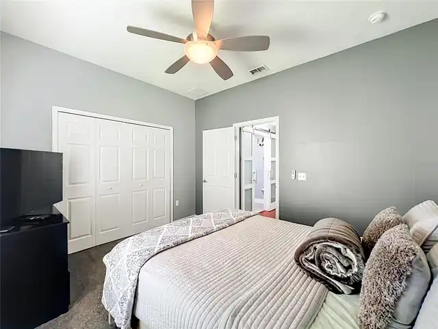 Listing Photo 22