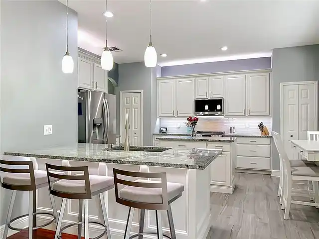 Listing Photo 32