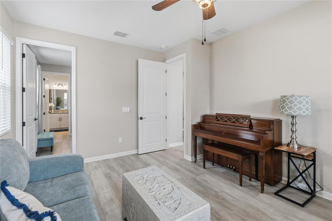 Listing Photo 19