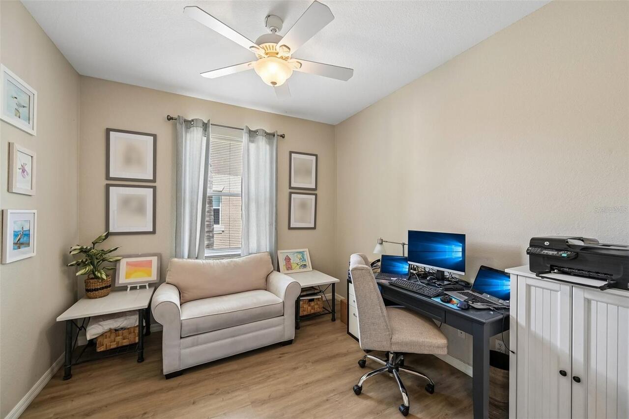 Listing Photo 16
