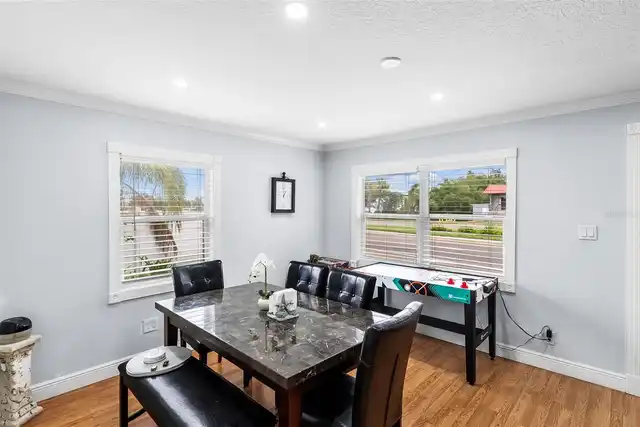 Listing Photo 10