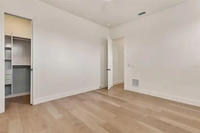 Listing Photo 33