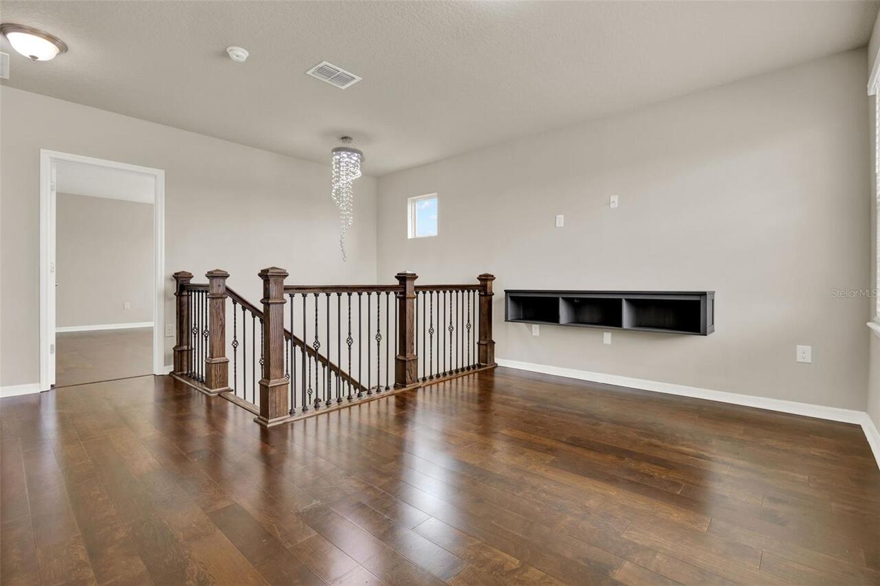 Listing Photo 16