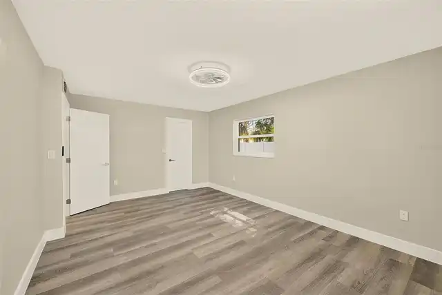 Listing Photo 29