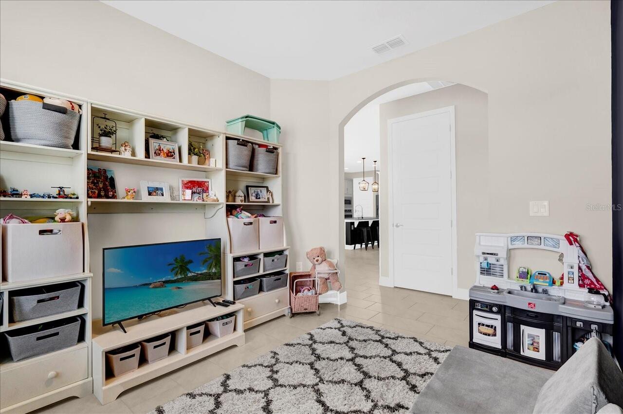 Listing Photo 14