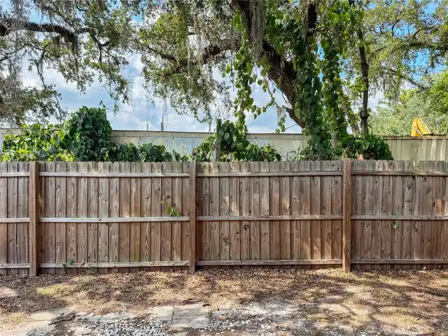 Listing Photo 17
