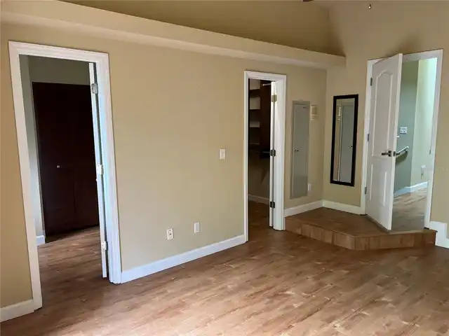 Listing Photo 25
