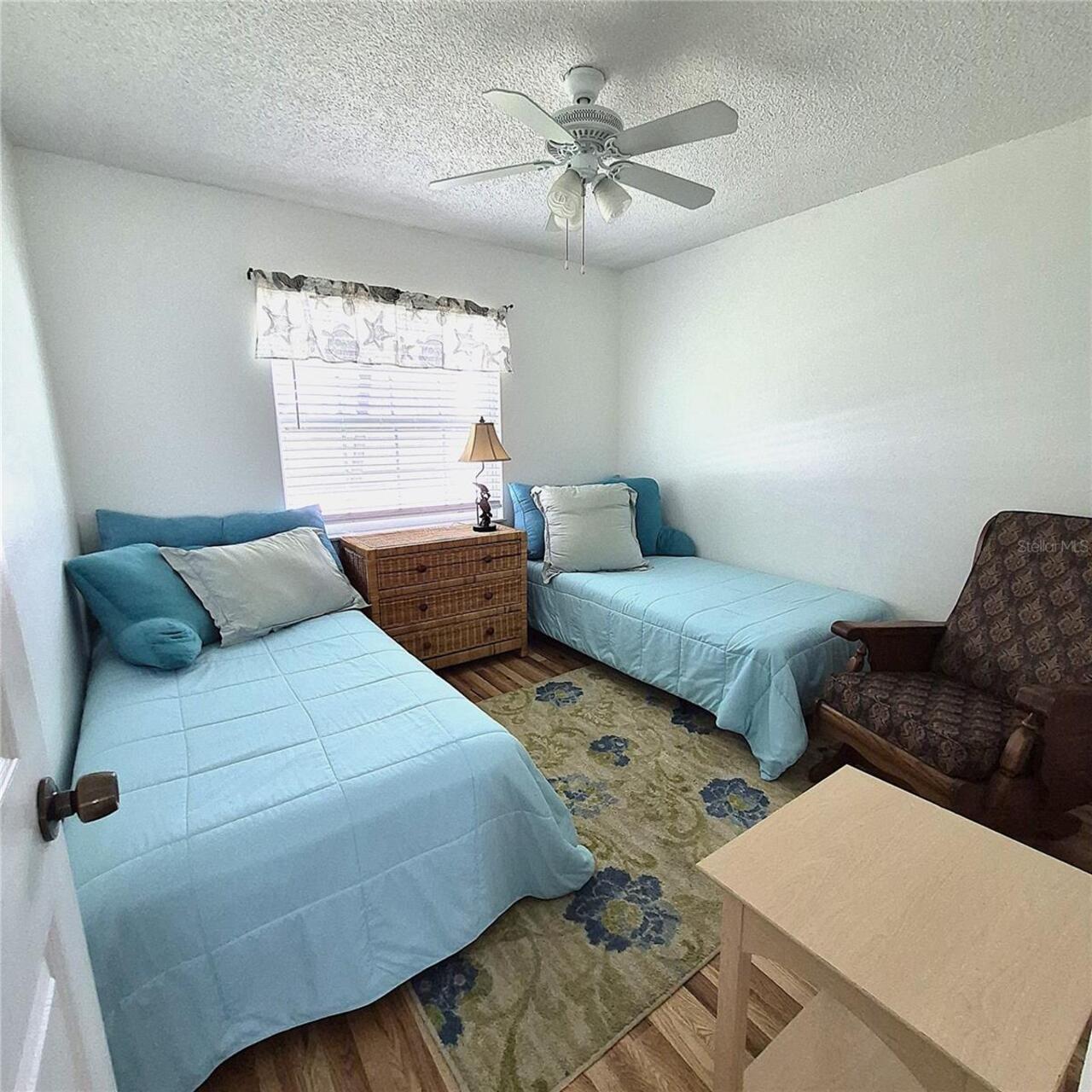 Listing Photo 12