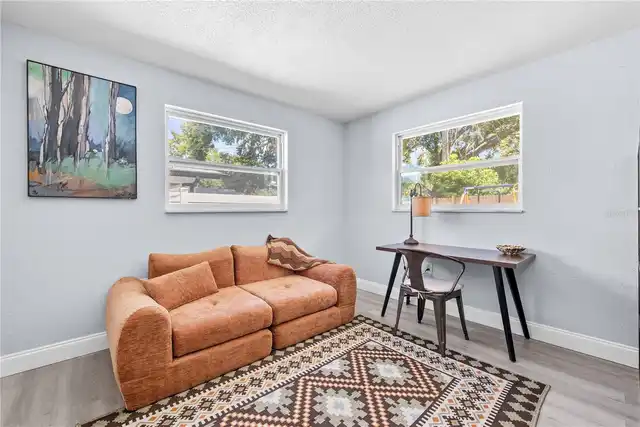 Listing Photo 18