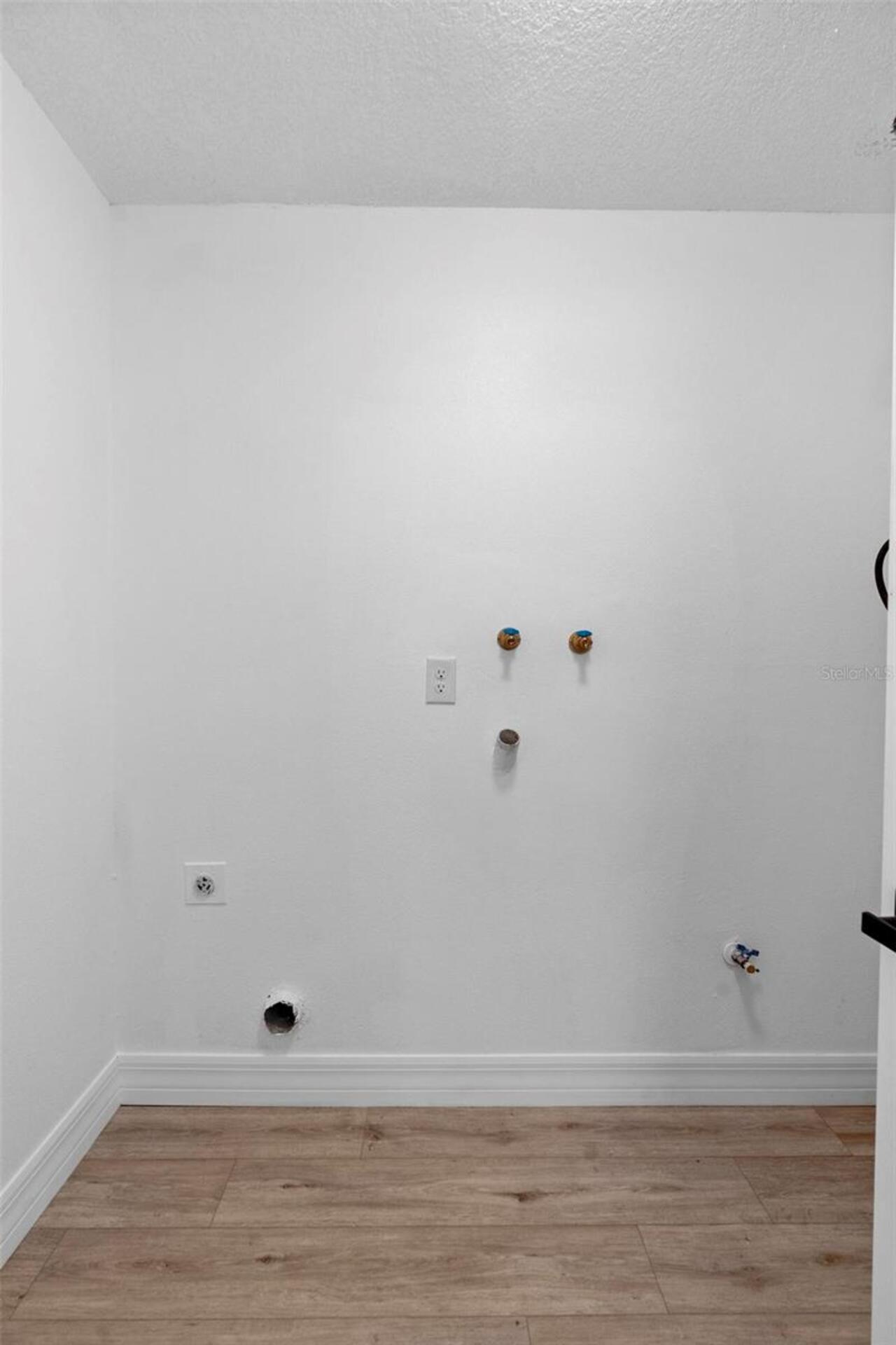 Listing Photo 24