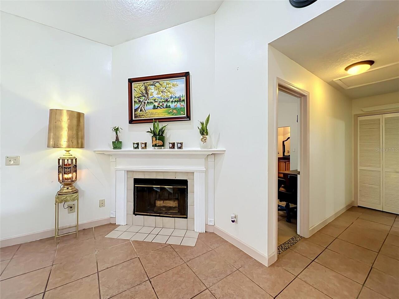 Listing Photo 9