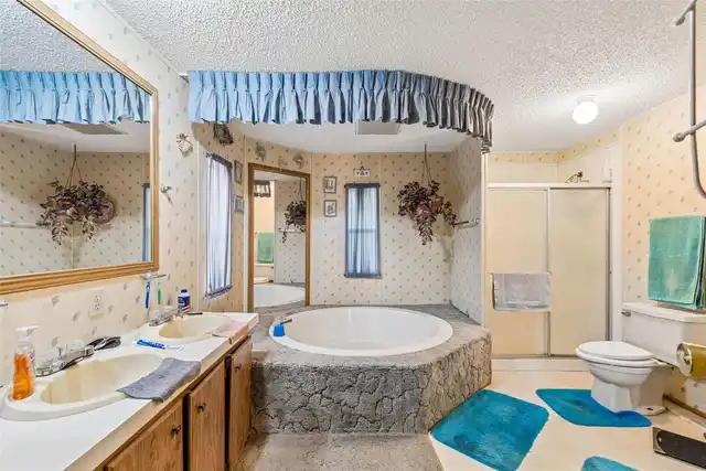 Listing Photo 17