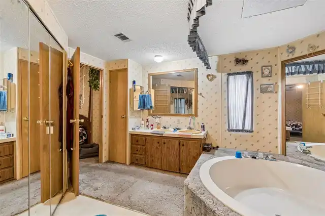 Listing Photo 19