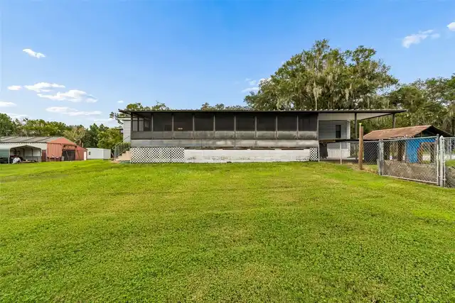 Listing Photo 32