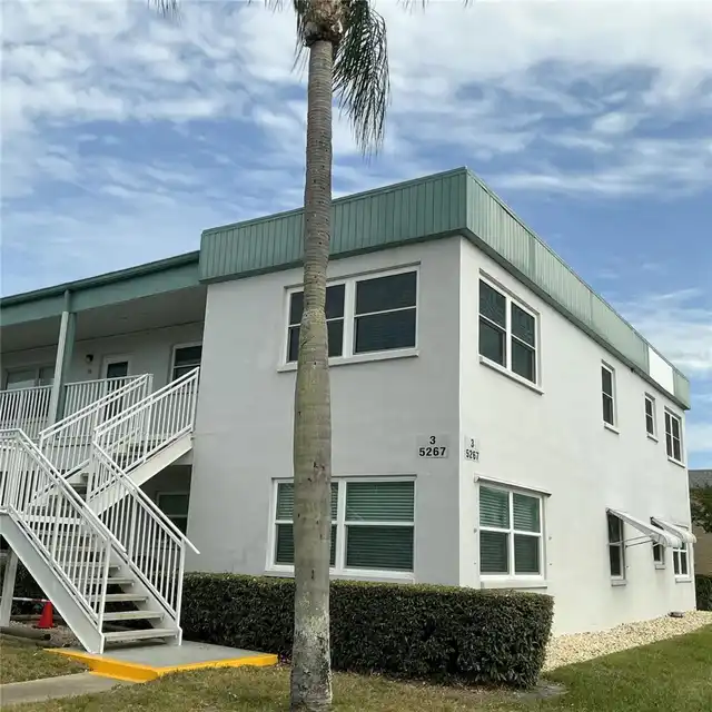Listing Photo 17