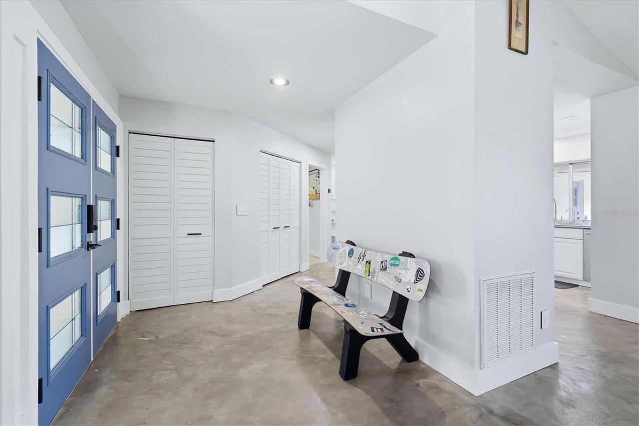Listing Photo 10