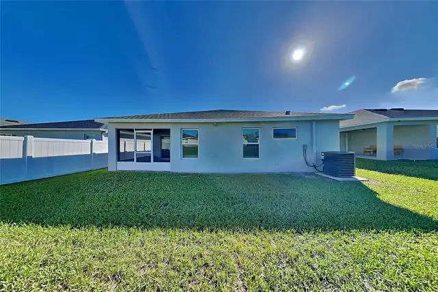 Listing Photo 16