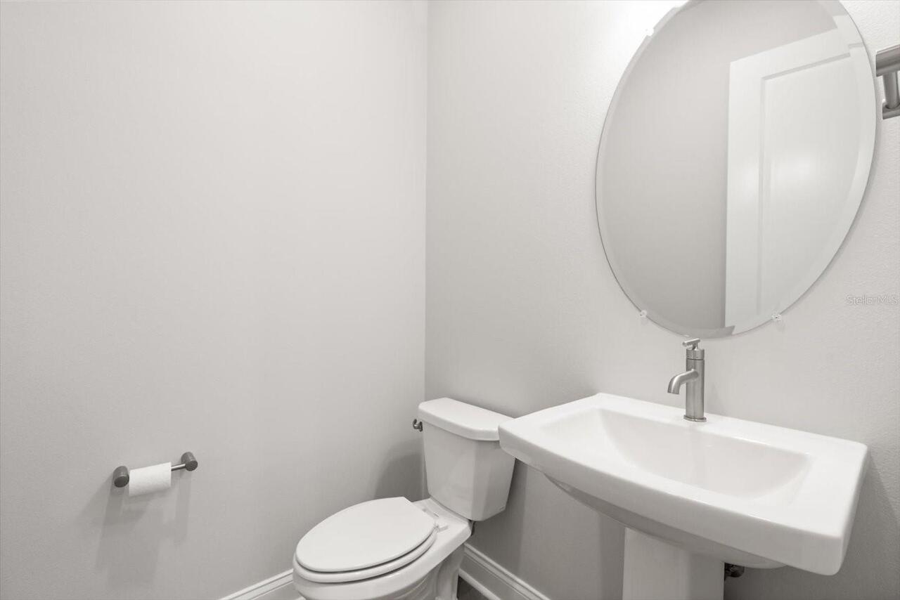 Listing Photo 12