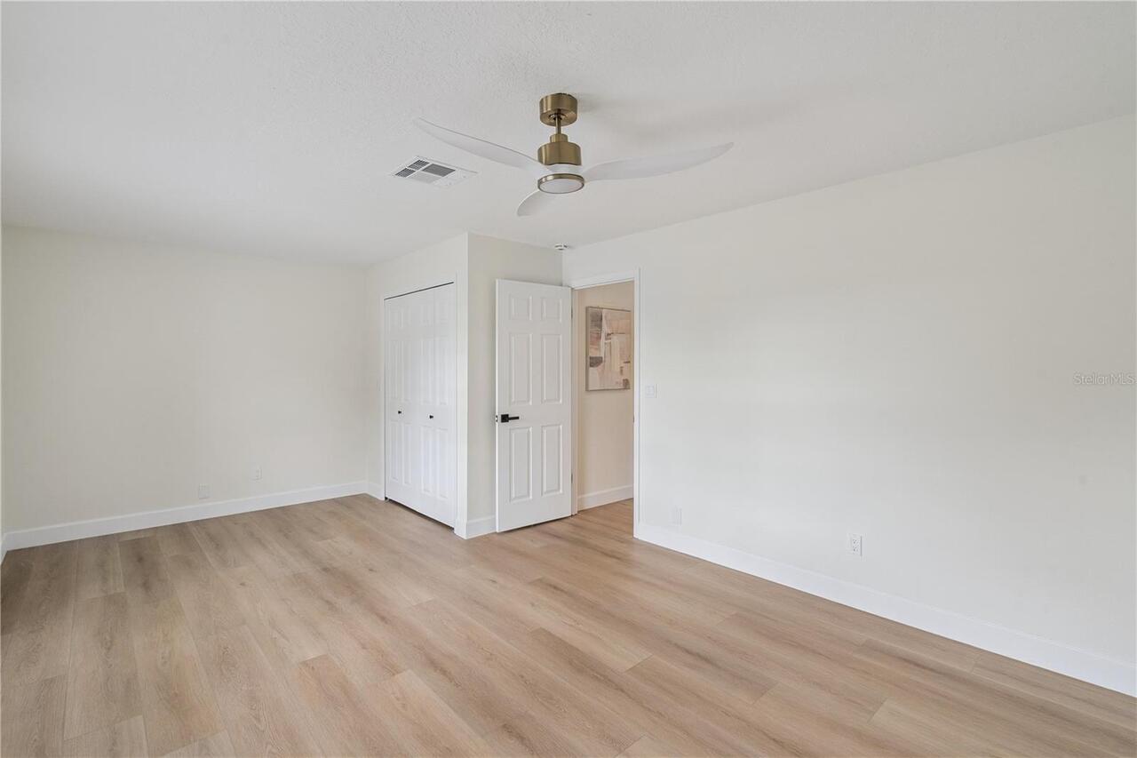 Listing Photo 33