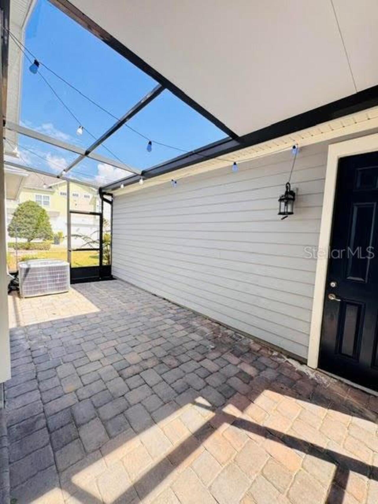 Listing Photo 9