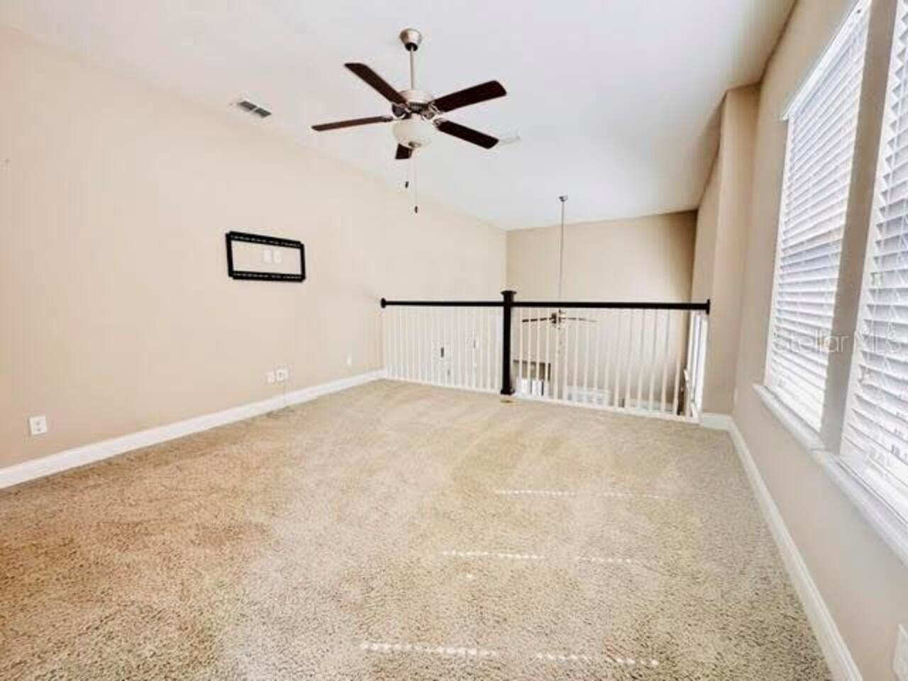 Listing Photo 12