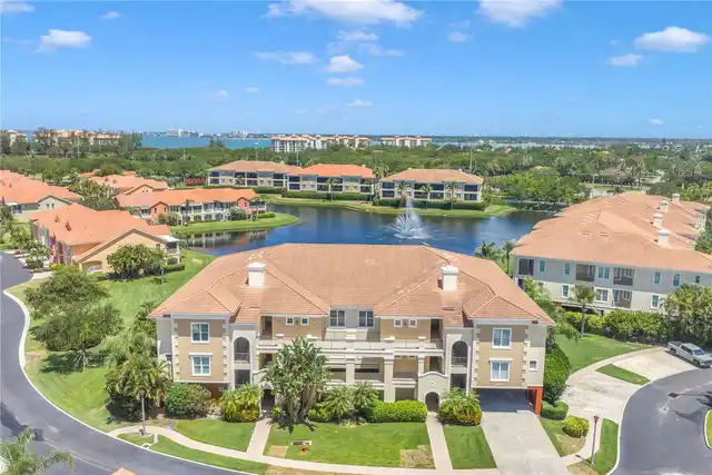 St Petersburg Real Estate