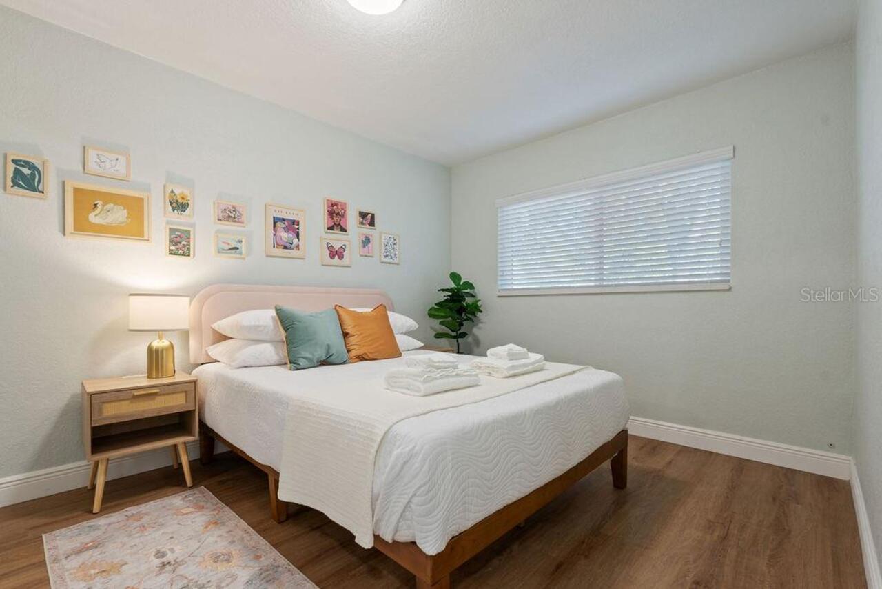 Listing Photo 10