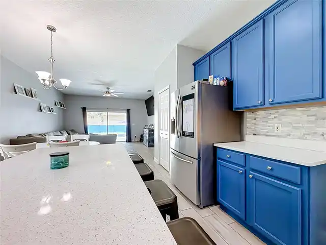 Listing Photo 17