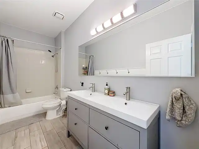 Listing Photo 47