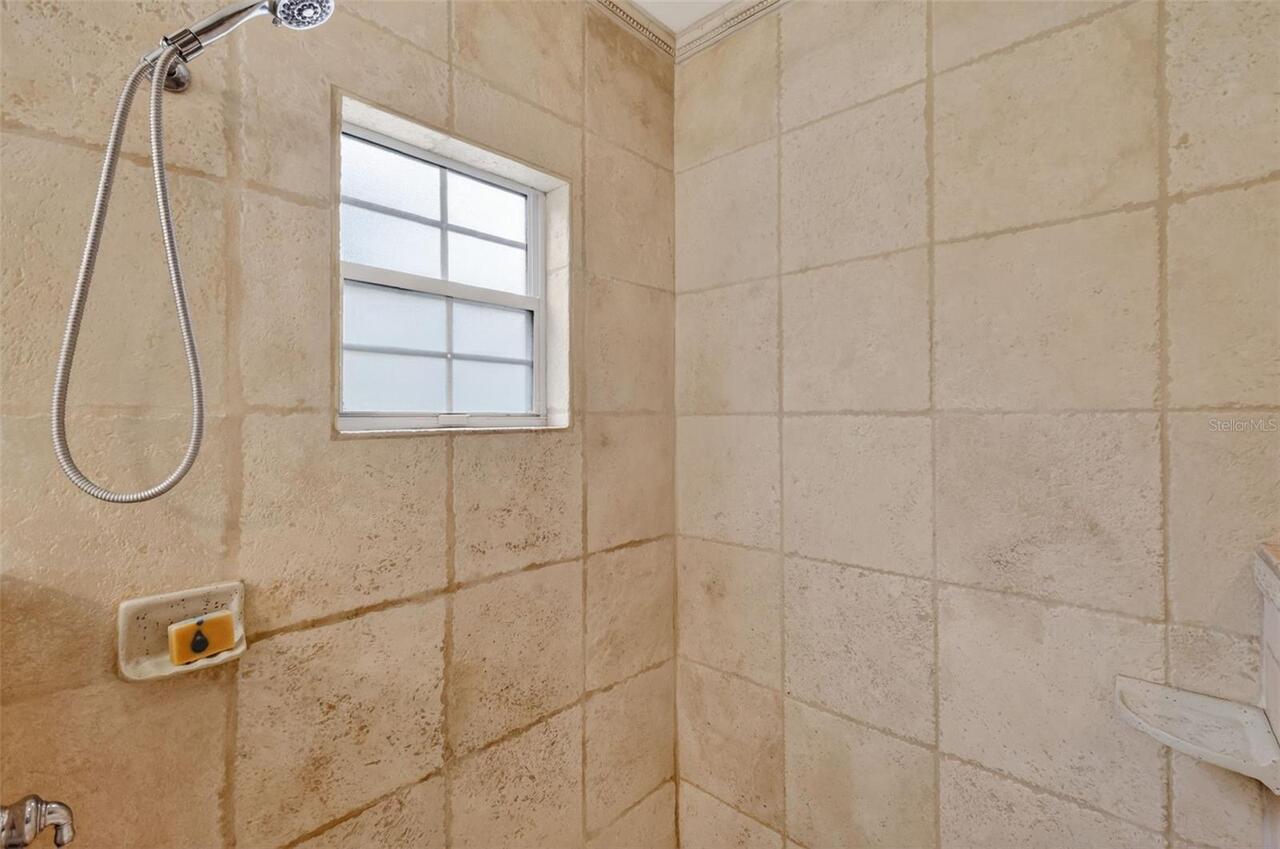 Listing Photo 33