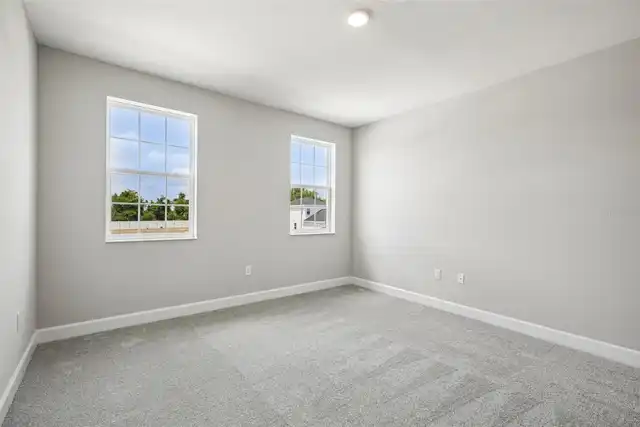 Listing Photo 16