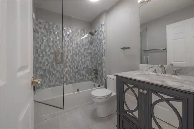 Listing Photo 10