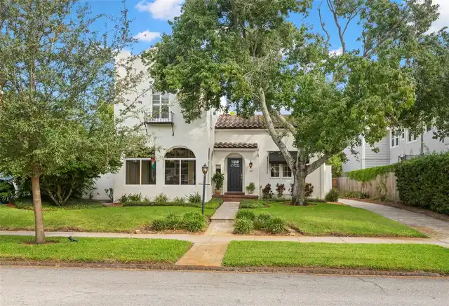 St Petersburg Real Estate