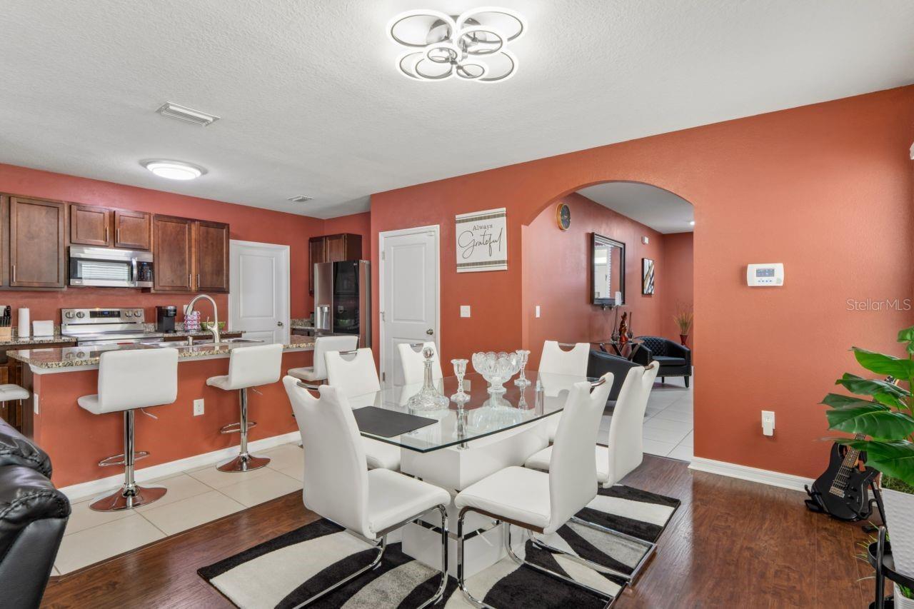 Listing Photo 11