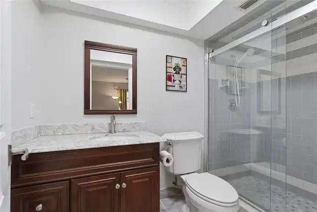 Listing Photo 15