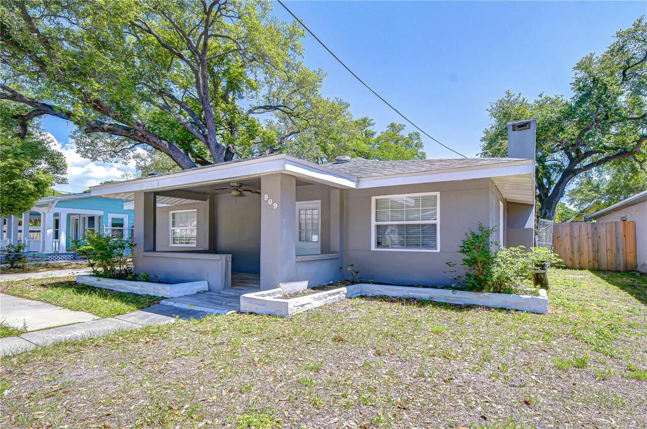 Listing Photo 8