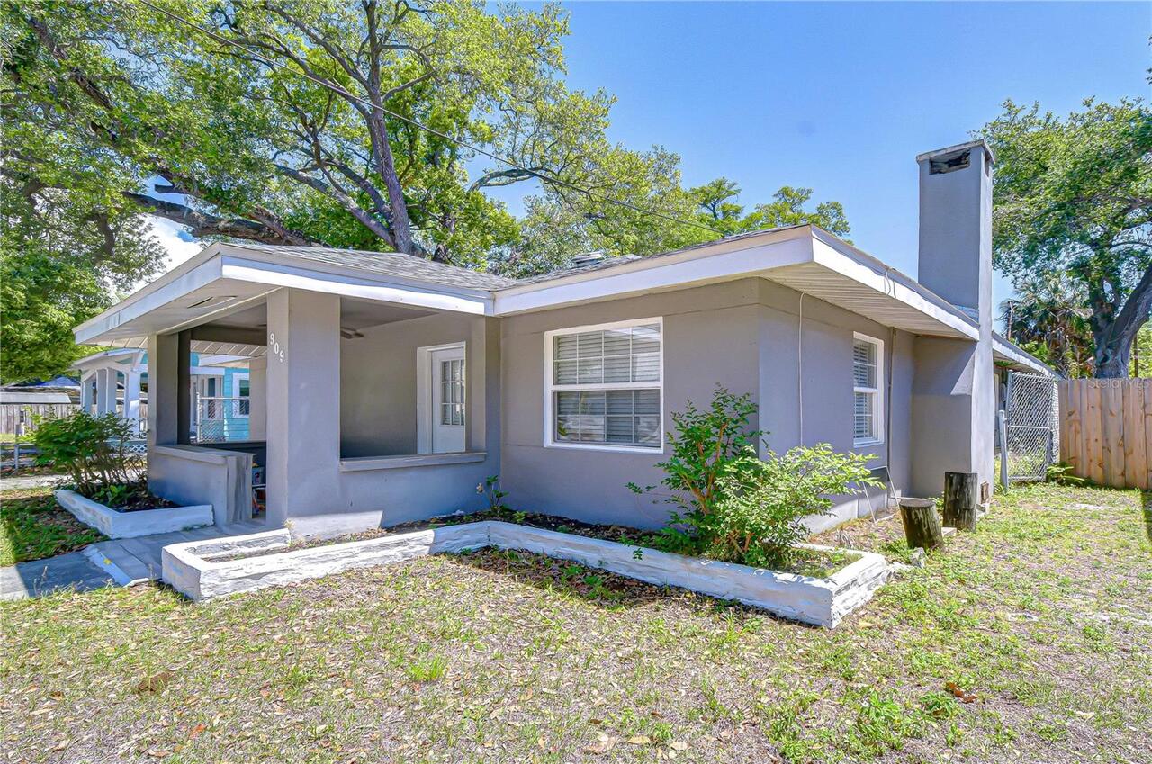 Listing Photo 9