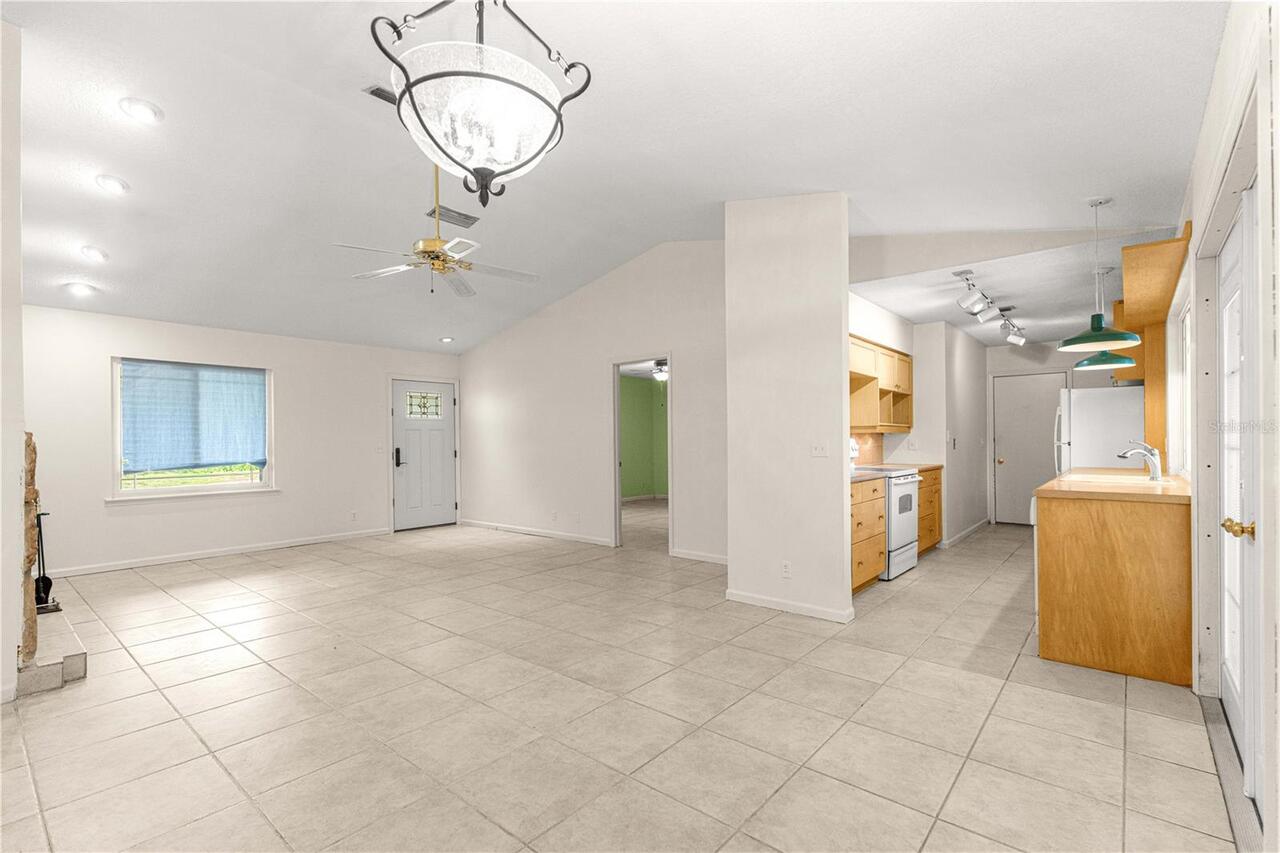 Listing Photo 15