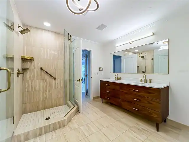 Listing Photo 42