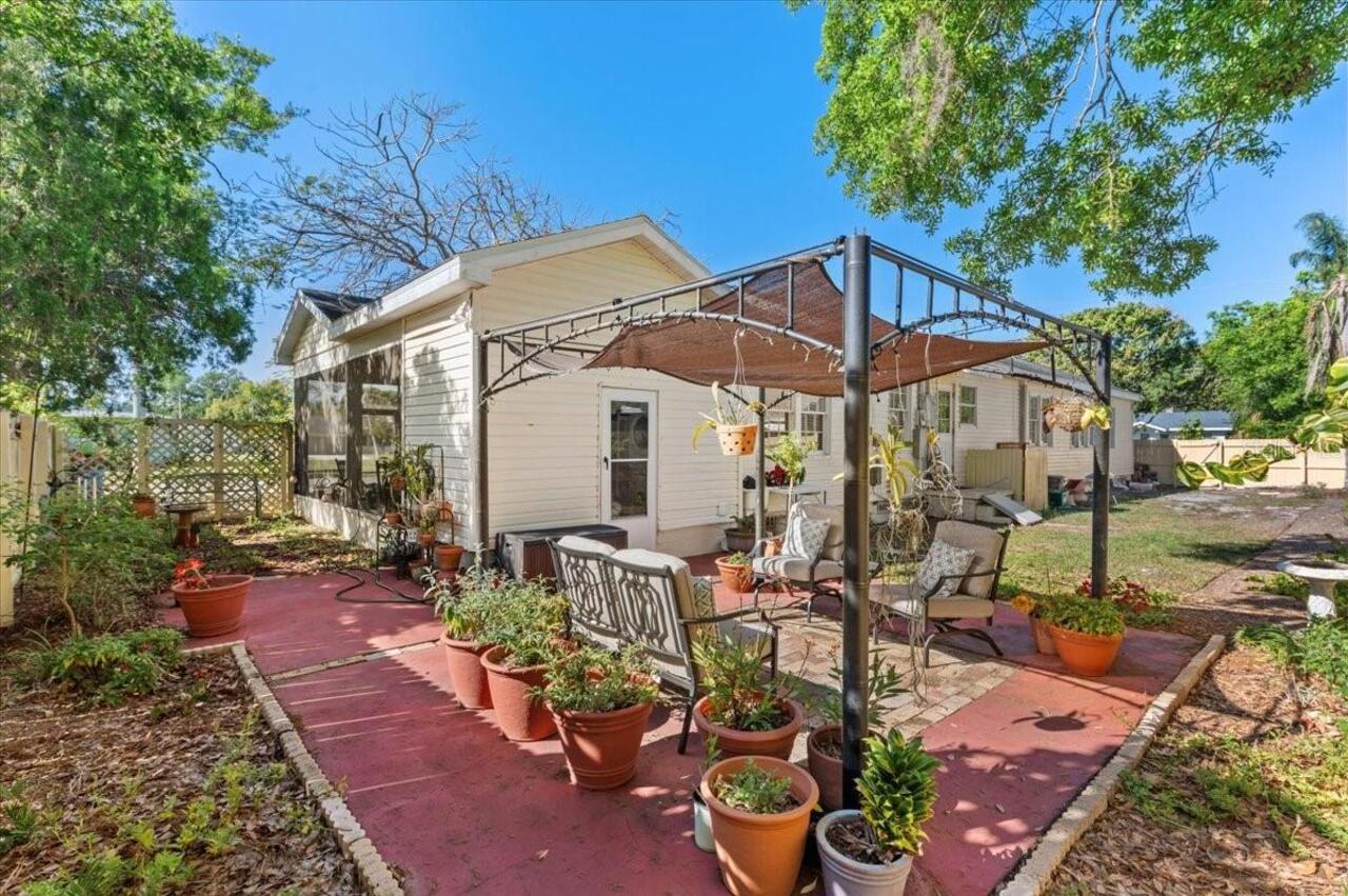 Listing Photo 24