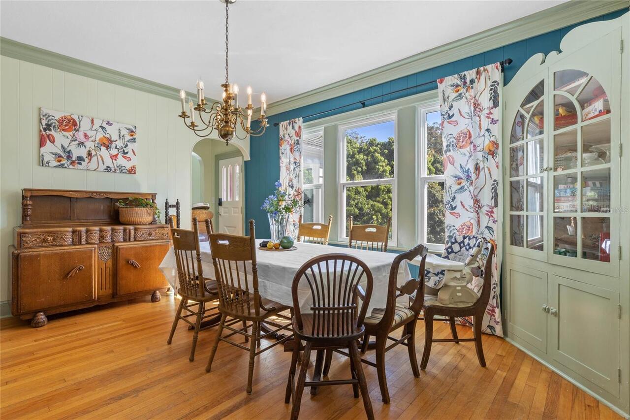 Listing Photo 8