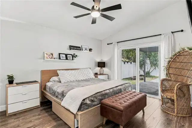Listing Photo 17