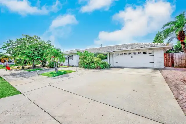Listing Photo 38
