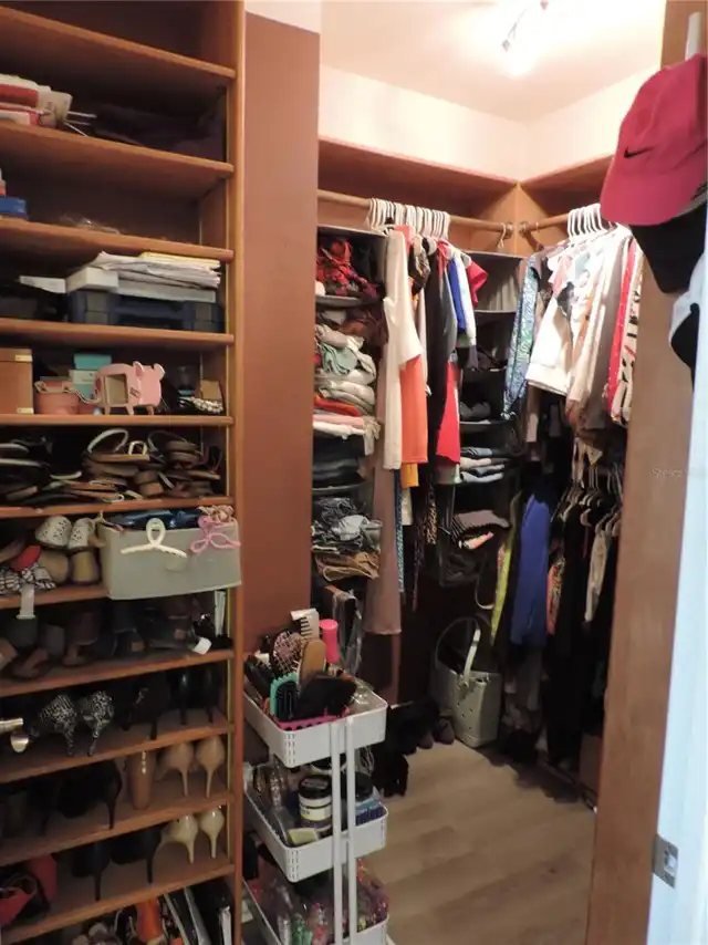 Listing Photo 14