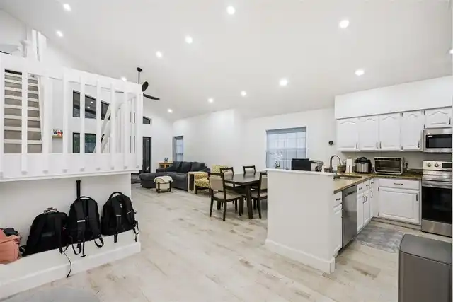 Listing Photo 15