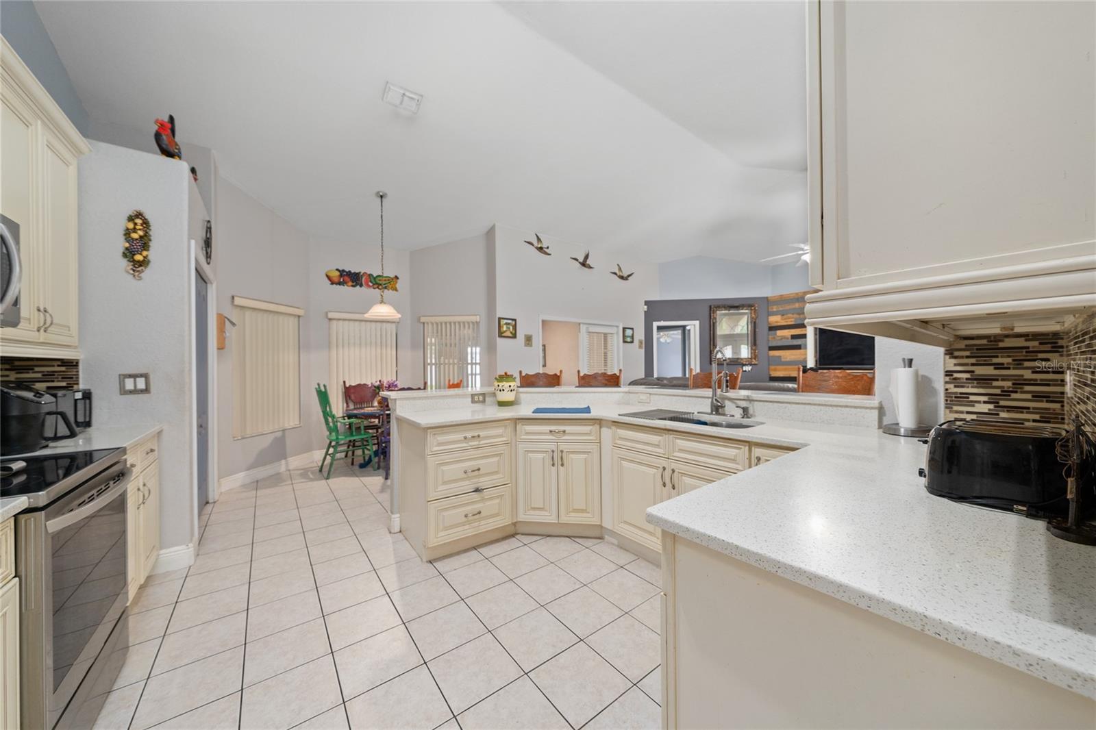 Listing Photo 7