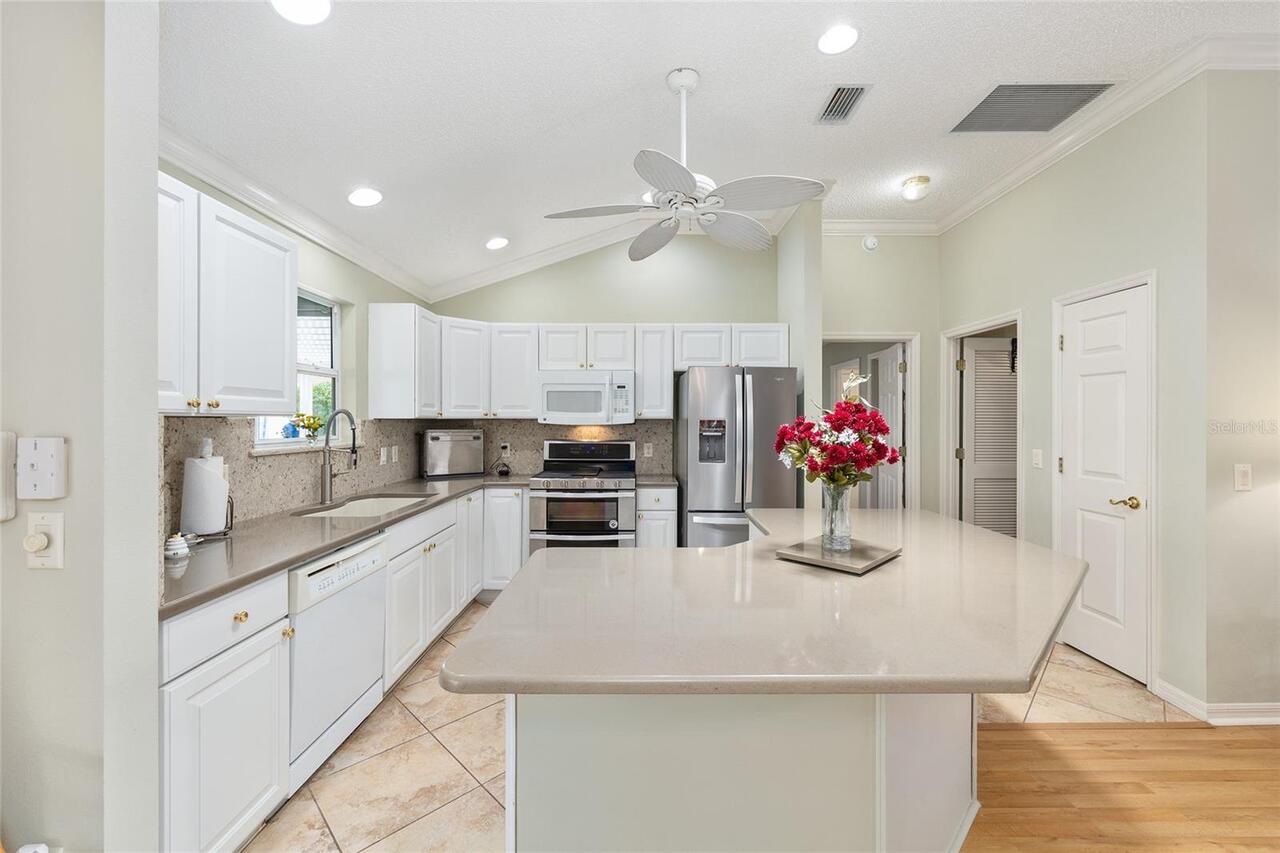Listing Photo 19