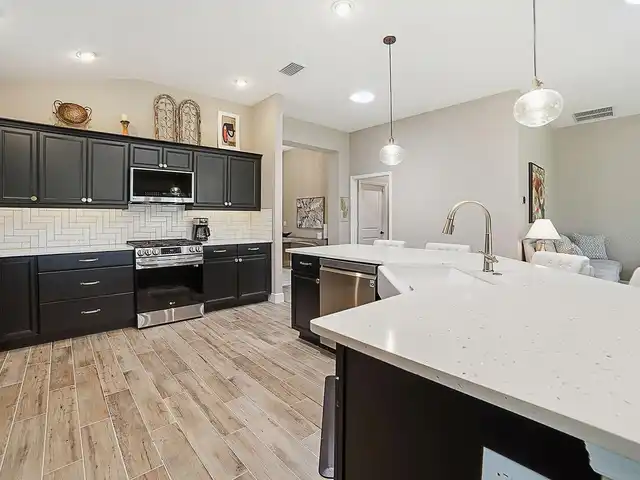 Listing Photo 13