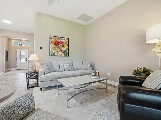 Listing Photo 18