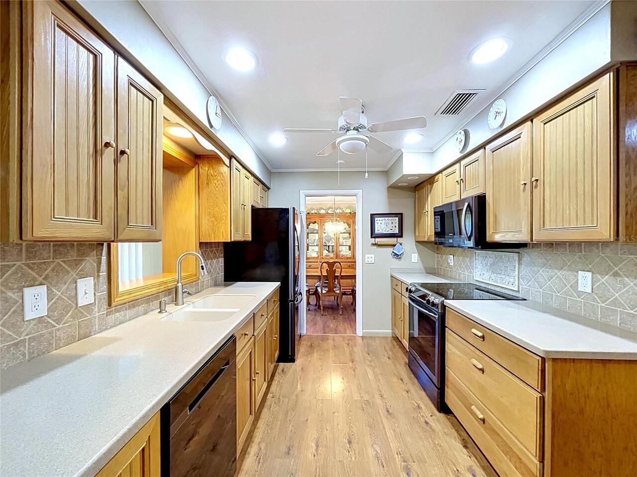 Listing Photo 5